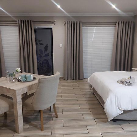 Bella Rosa Bed & Breakfast Potchefstroom Eksteriør bilde